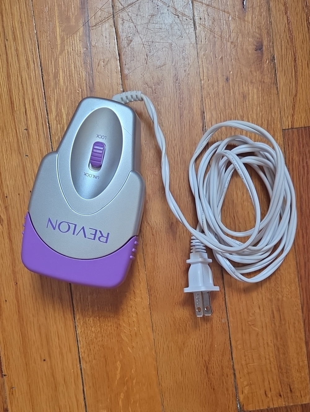 Revlon RV061C Palm Straightener, Corded
